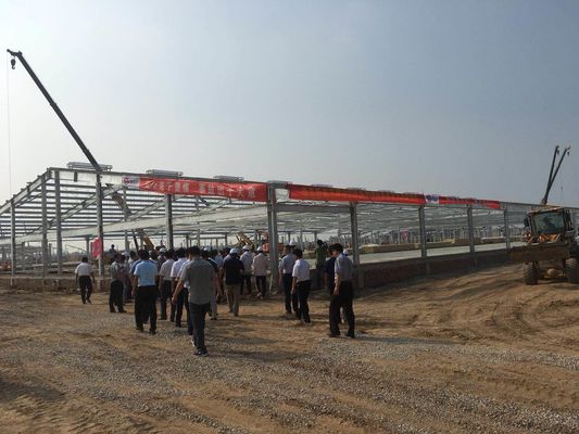 C قاعدة صلبية معلّقة بالفولاذ مستودع بناء مصنوع من قبل حسب الطلب