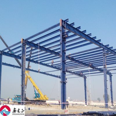 مستودع هيكل فولاذي مجلفن متين ومخصص مع تصميم مجاني
